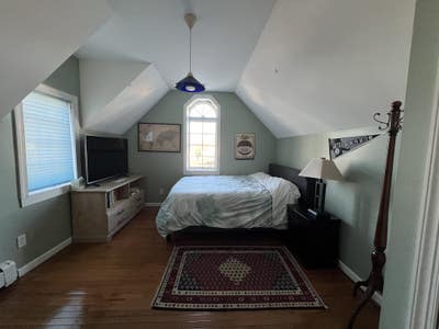 Room in home, Bergen County New Jersey Main Photo