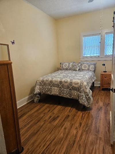 608 Central Dr_PEACE Room Main Photo