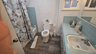 Room for rent!  Main Photo