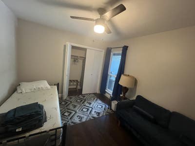 Room for Rent in Bedford, TX ― Comfortable, Quiet  Main Photo