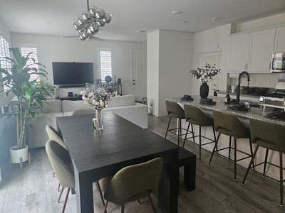 Looking for a Clean, Responsible Roommate Main Photo