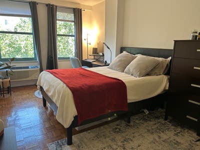 Furnished room with private bathroom Main Photo