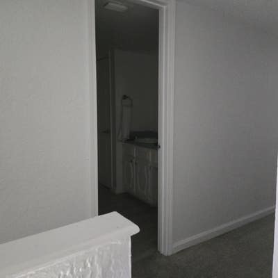Available room Main Photo