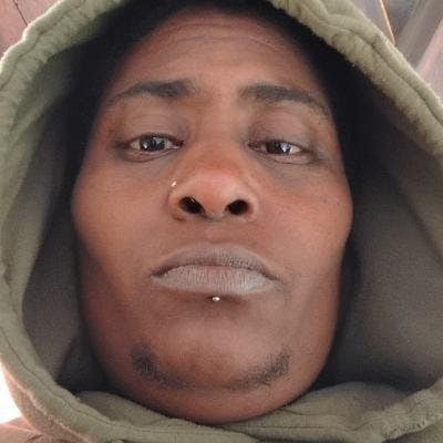 Couple seeks large room Main Photo