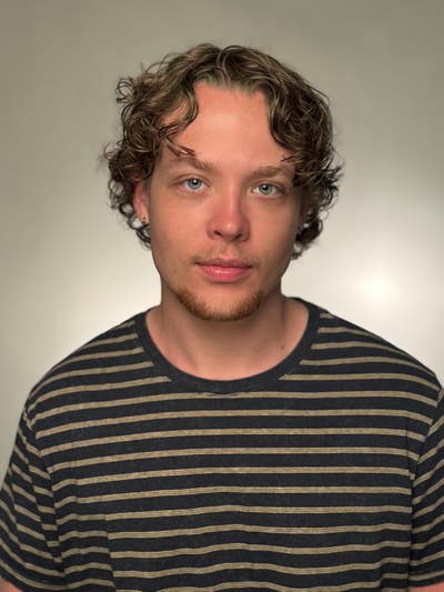 Male 22 looking for a room in Los Angeles Main Photo