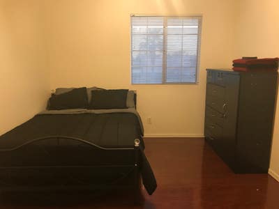 Furnished Full Bed Bedroom B - Chandler Main Photo