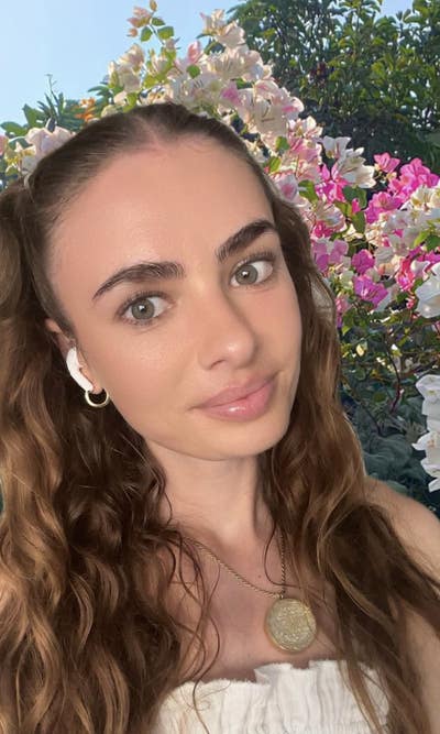 Female looking for a room in Culver City now Main Photo