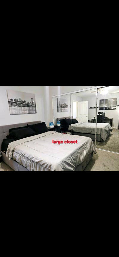 Modern room furnished Main Photo