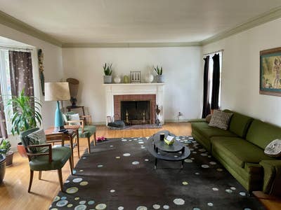 Sunny Private Room For Rent Main Photo