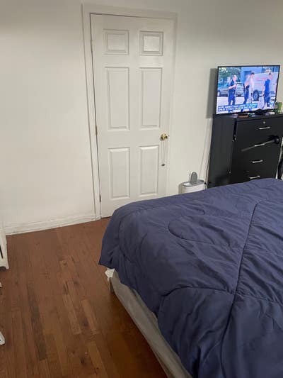 Room for rent Main Photo