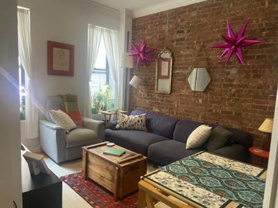 Cozy Treehouse Room In Manhattan Main Photo