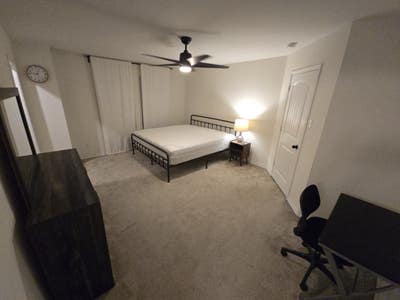  Large furnished master in new Braunfels Main Photo