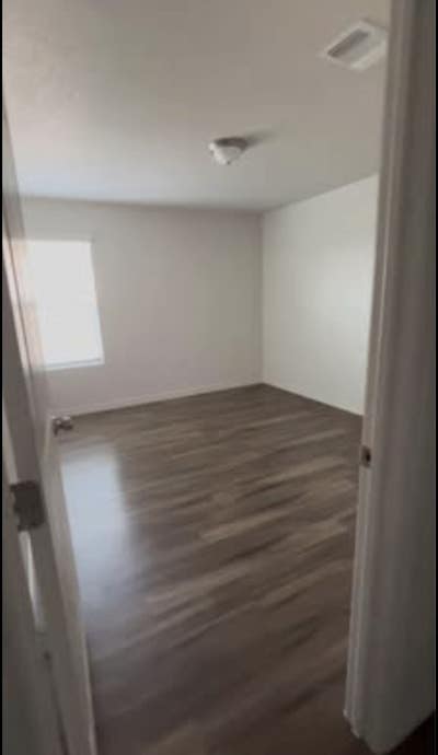 Room for Rent (Temple) Main Photo