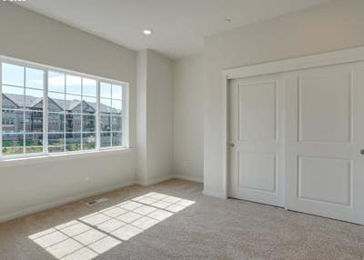 97229 room for rent Main Photo