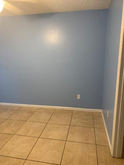 Seeking Roomate |Cozy _Bedroom Room in Kissimmee  Main Photo