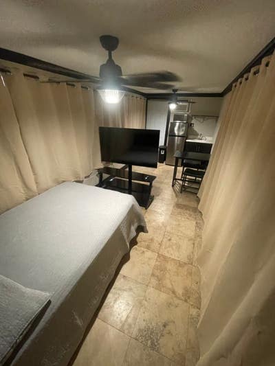 Private Entrance Room East Pompano Utilities Incl Main Photo