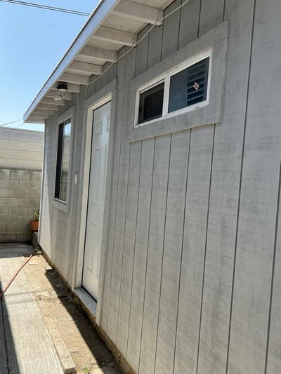 Welcome to your new oasis in North Hollywood! This Main Photo