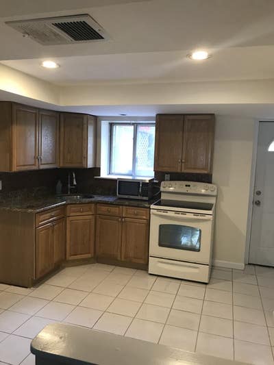 Bright 1 Br Apartment in  Smithtown Main Photo