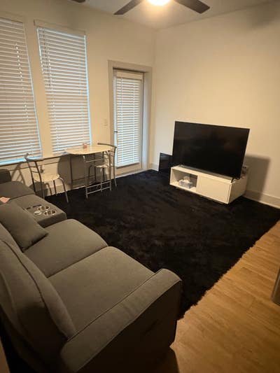 Room for rent  Main Photo