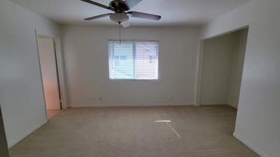 1 private bedroom with private bath Main Photo
