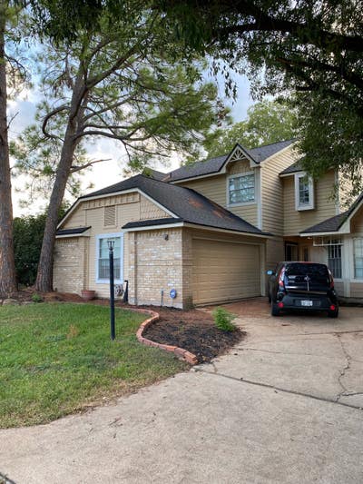 Gorgeous Older Home Main Photo