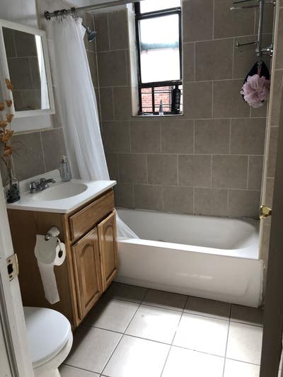 Room for rent  Main Photo