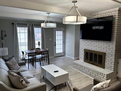 Furnished Room in Stylish Shared Home ― MoveIn Rea Main Photo