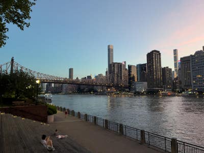 Private Room with Manhattan view - $1400 util incl Main Photo