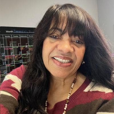 Quiet, Clean Female looking for room to rent  Main Photo
