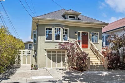 Large Sunny Room near Downtown Berkeley! Main Photo
