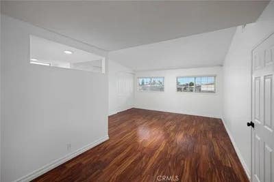 HUGE Master Bedroom with private bathroom Main Photo