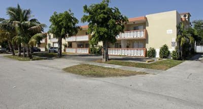 Room available in North Miami $1000 Main Photo