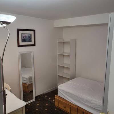 Cheap room for rent  Main Photo