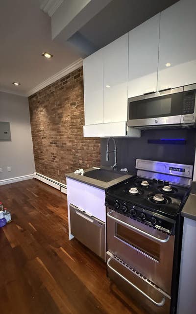 Stunning 3bedroom on the Lower East Side Main Photo