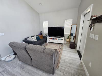 Room for Rent ― Private Bed & Bath | Available Ear Main Photo