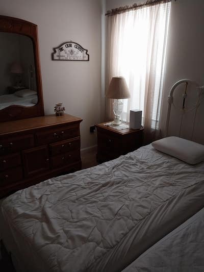 1 bedroom and bath for rent Main Photo