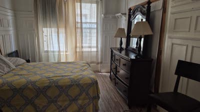 1 person bedroom  Main Photo