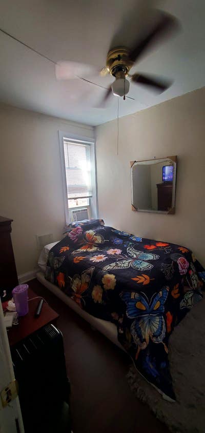 South Philly Room All Utilities included  Main Photo