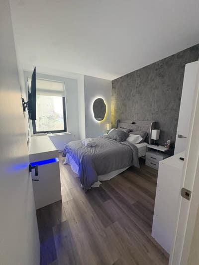 Room available near Manhattan-  Main Photo