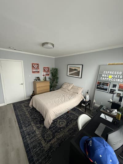 CHEAP well connected room in Mid-City for $1200 Main Photo