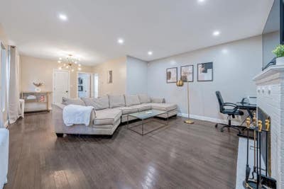 Private & Modern Queens, NY Home! Main Photo
