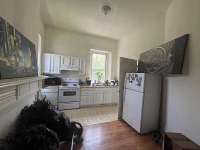 Charming historic Single Unit in Bangor | 72 3rd S Main Photo