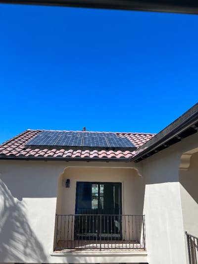 Private ensuite_Sunny Pasadena Main Photo