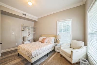 Newly renovated home in the heart of downtown Orla Main Photo