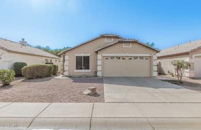Room for Rent In Gilbert  Main Photo