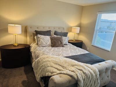 Quiet & Comfortable Room in Prime Location Near Ho Main Photo