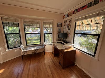 Beautiful home, quiet, clean, safe neighborhood Main Photo