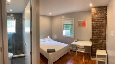 International Student Room W/ Private Bathroom Main Photo