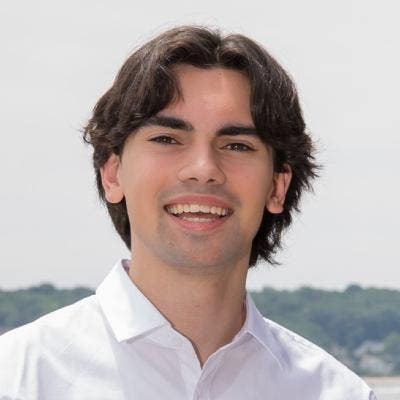 New Teacher Looking for a Room in Westchester Main Photo