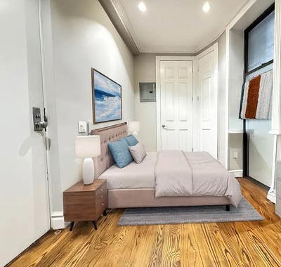 Beautiful Renovated Studio Apartment  Main Photo
